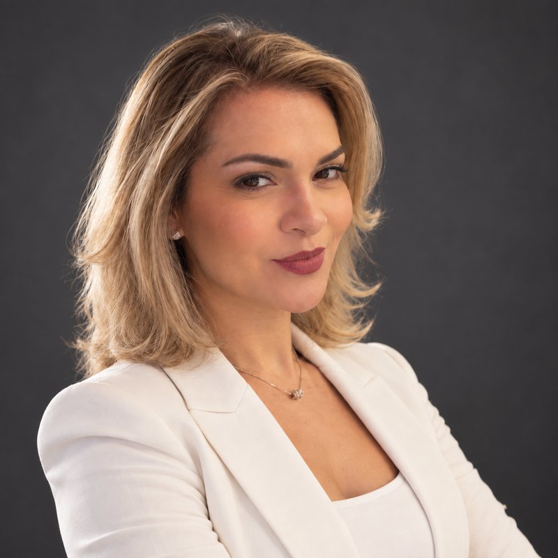 Alejandra Arciniegas, directrice principale du développement des affaires pour l’Amérique latine et les Caraïbes chez Ngenium AI.